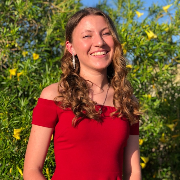 Meet your Posher, Heidi - Picture 7 of 7